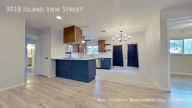 Foto del edificio - 9018 Island View St