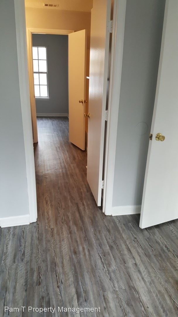 Building Photo - 2 br, 1 bath House - 108 Wisteria Court