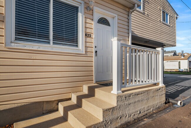 Foto del edificio - 423 2nd Ave