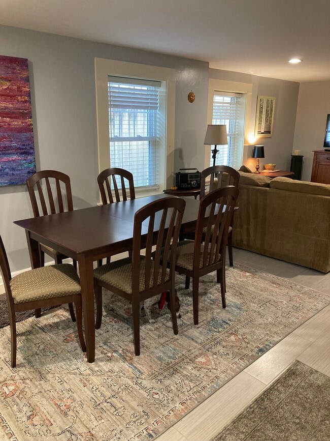 Dining area rarely used by me! Renter had priority! - 1561 Webster St