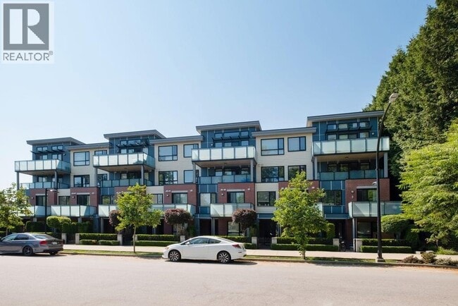 Building Photo - 6533-6533 McKay Ave