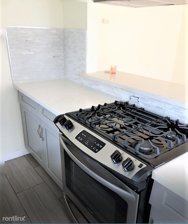 Foto del edificio - 2 br, 1 bath House - 1521 12th St. 10 Unit 10