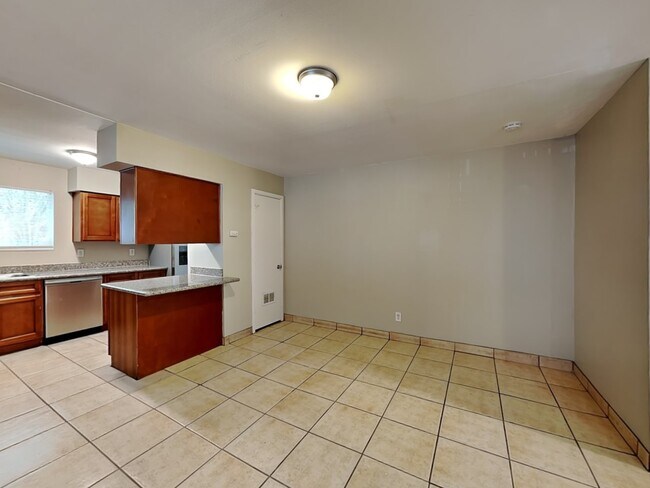 Building Photo - 6116 W Monterey Way