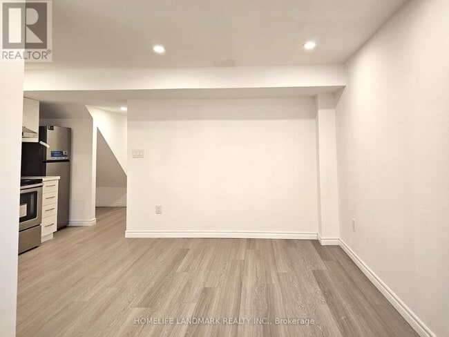 Building Photo - 9 Frisinger Ln