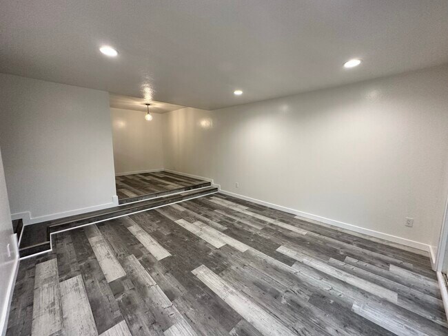 Living and Dining - 1591 Ellis St