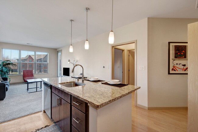 Unit Kitchen - The Vue at Pinnacle Park