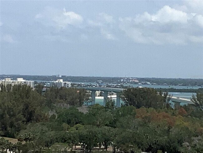 Foto del edificio - 1230 Gulf Blvd