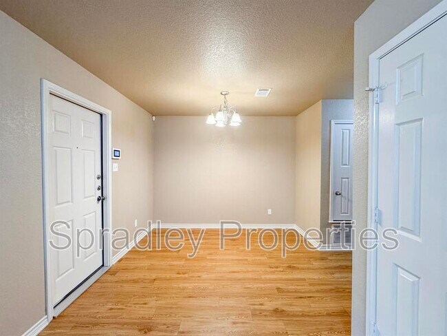 Foto del edificio - 204B Andy Ln