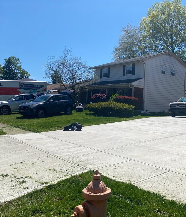 2195 Maplewood Dr, Columbus, OH 43229 House Rental in Columbus, OH