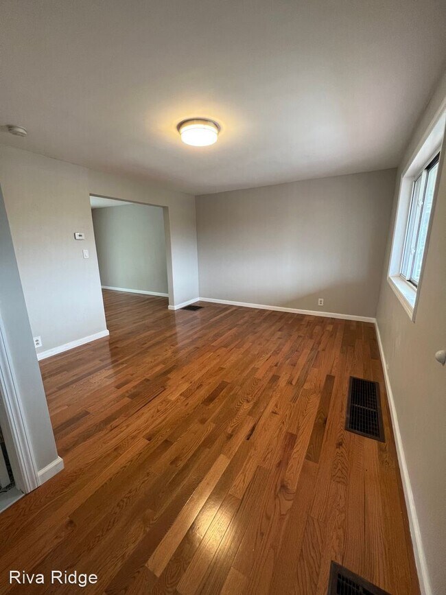Building Photo - 3 br, 1.5 bath House - 2909 Homehurst Avenue