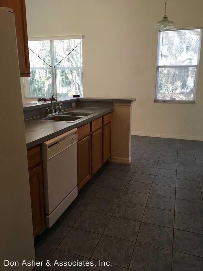 Building Photo - 4 br, 2 bath House - 637 Neumann Village Ct.