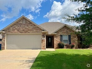 Building Photo - 511 Ridge Point Dr