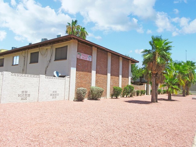 12 palms apartments phoenix az apartments com