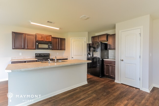 Building Photo - 145 Bay Magnolia Way