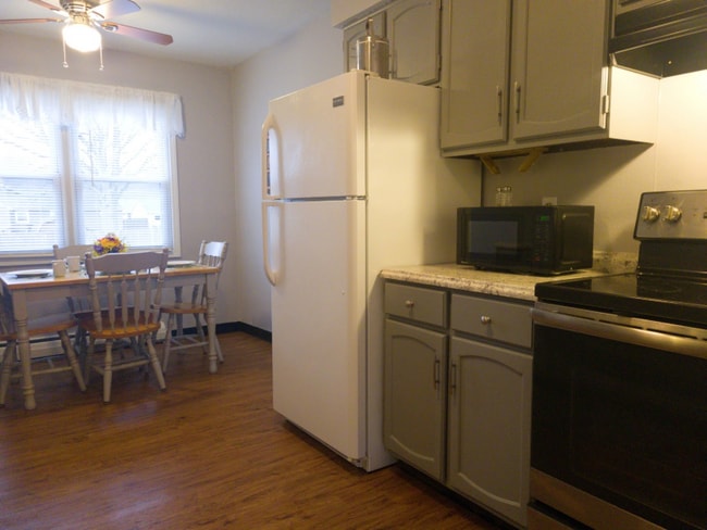 Building Photo - 3989 S Schenley Ave