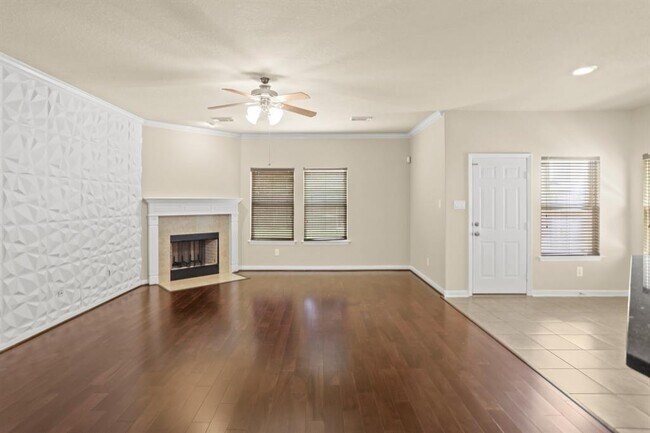 Foto del edificio - 6034 Preserve Ln