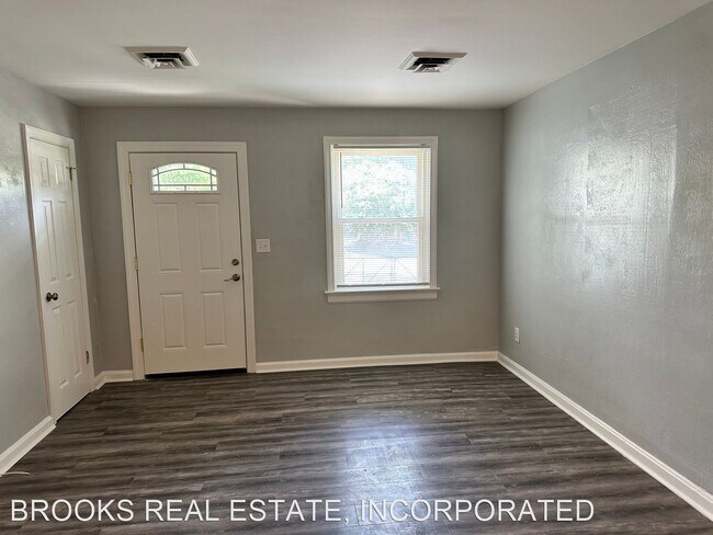 Foto del edificio - 3 br, 1 bath House - 1182 Duncan Drive