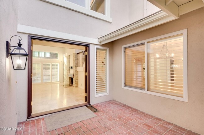 Building Photo - 681 Triunfo Canyon Rd