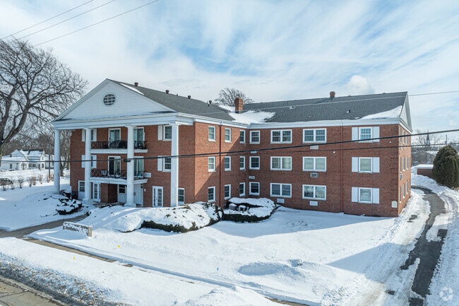 Lakeshore House Condominium