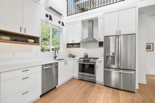 Foto del edificio - 142 SW Roosevelt Ave