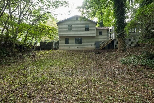 Foto del edificio - 3038 Courtney Dr