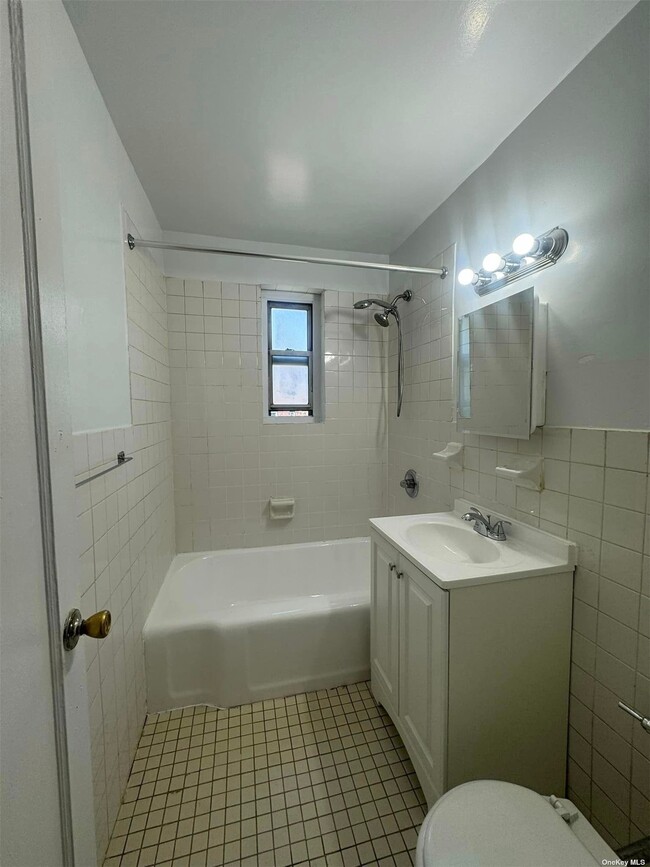 111- 18-111-66 66th Ave Unit 2C, Queens, NY 11375 - Condo for Rent in ...