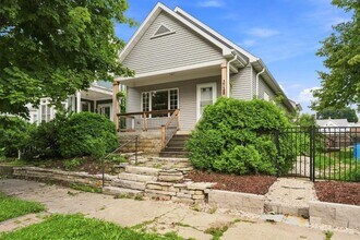 Building Photo - 2138 N Buffum St