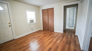 Building Photo - 1126 Ryon St