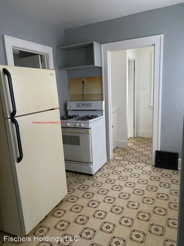 Foto del edificio - 2 br, 1 bath House - 253 Monroe St