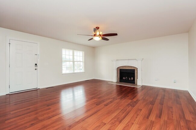 Foto del edificio - 5019 Conquer Dr