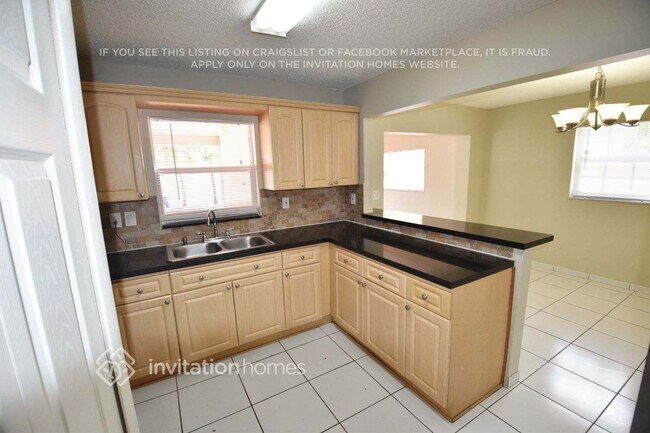 Foto del edificio - 10310 SW 4th St