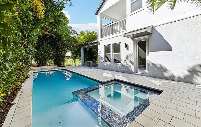 Foto del edificio - 6054 Bimini Twist Loop