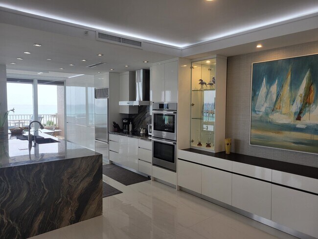 Foto del edificio - 750 Ocean Royale Way