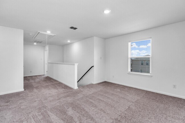 Building Photo - 10830 Emerick St