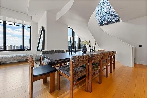 Foto del edificio - 110 Charlton St