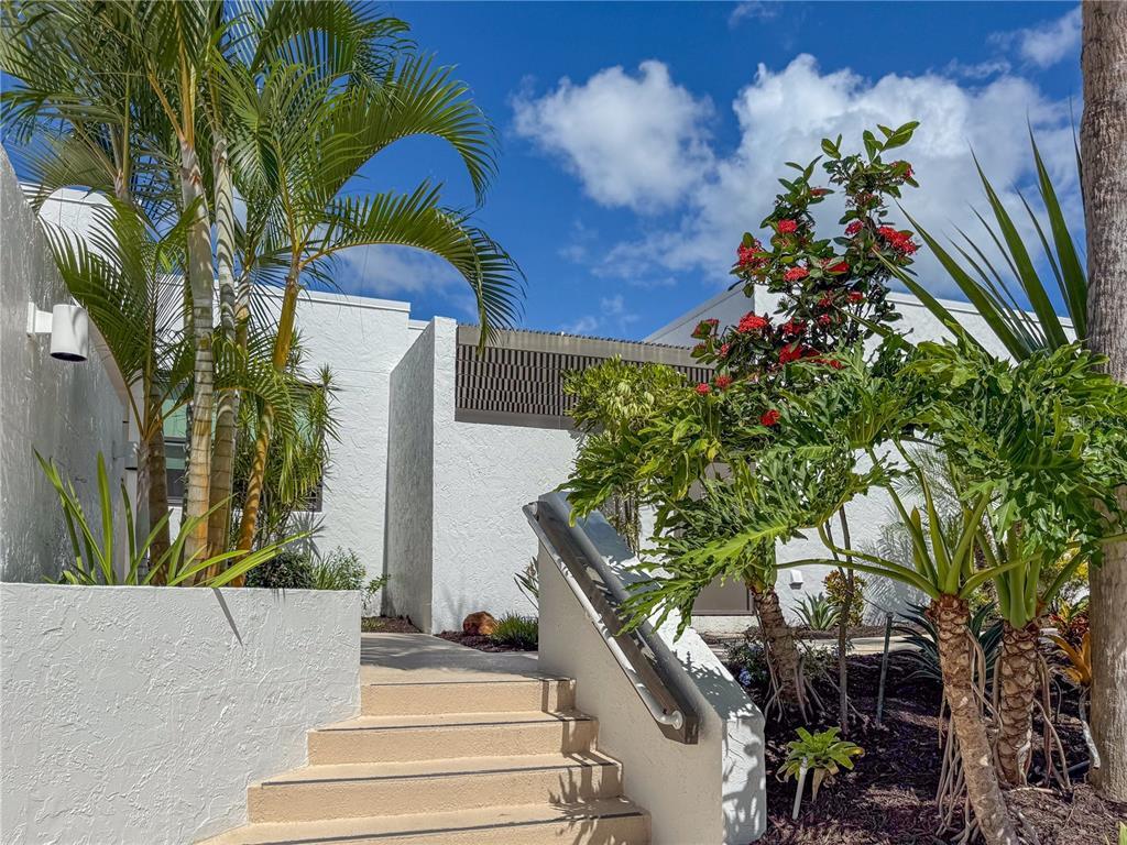 Foto principal - 609 Bayport Wy