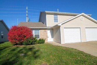 Building Photo - 2533 Northampton Dr