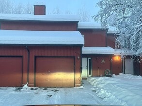 Building Photo - 4936 Dartmouth Dr