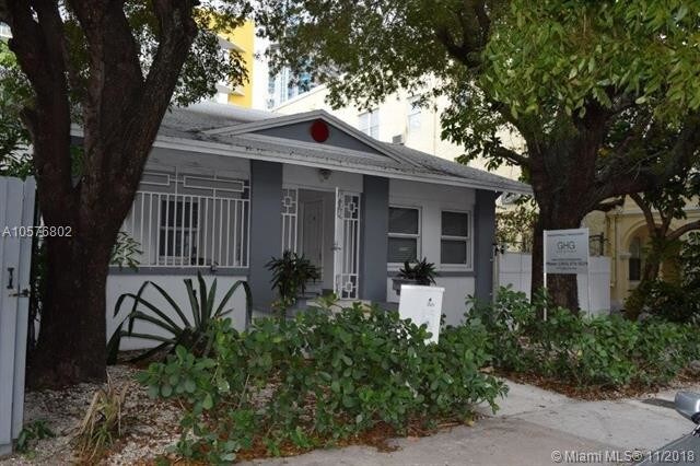 Foto principal - 431 NE 29th St