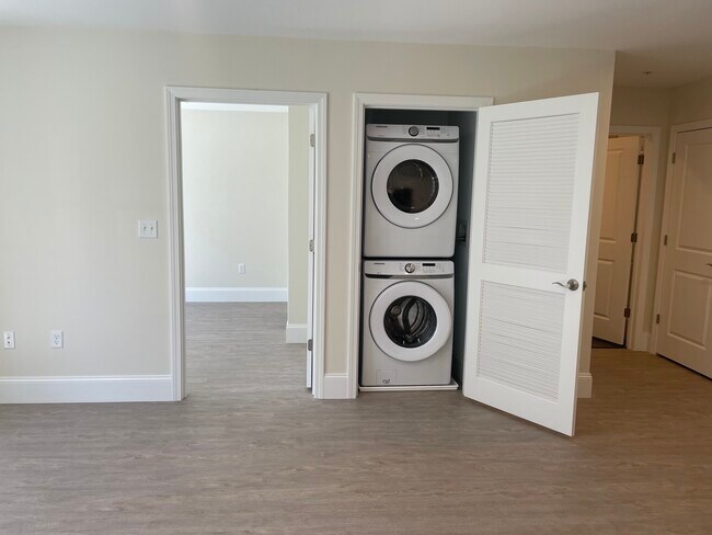 Foto del edificio - Brookside Apartments