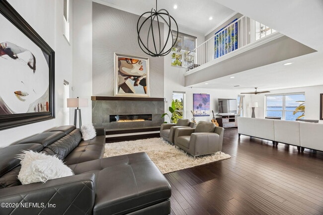Foto del edificio - 14030 Mandarin Oaks Ln