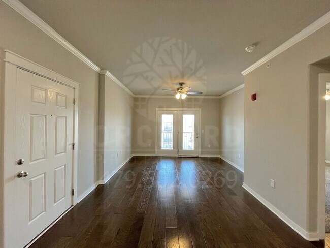 Building Photo - 2/1 Flat | Apartments in Siloam Springs!