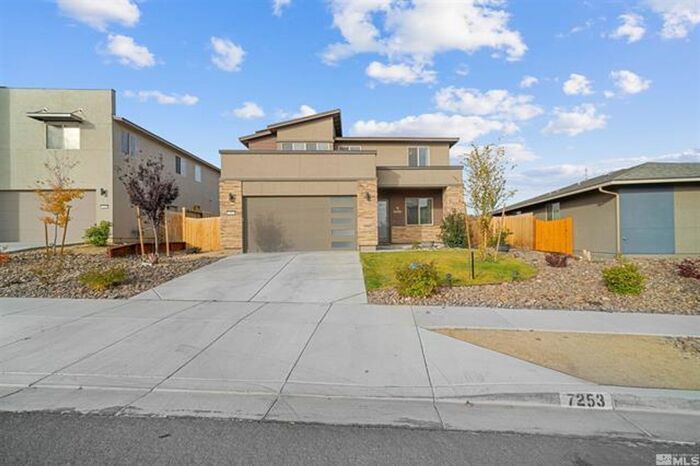 Foto principal - Modern Beauty in Lemmon Valley... MUST SEE!