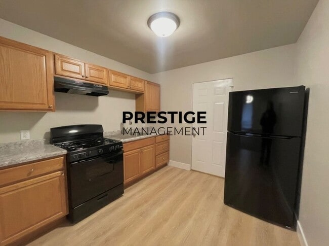 Building Photo - 6969 Jackson Ct