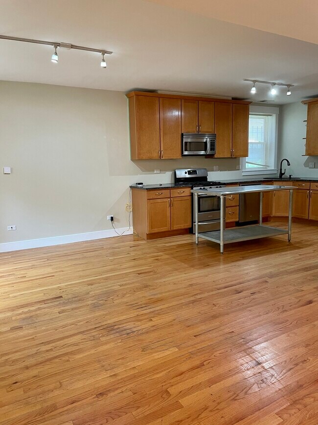 Foto del edificio - 2325 W Thomas St