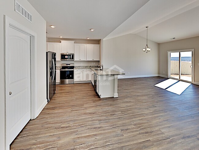 Foto del edificio - 120 Legacy Drive