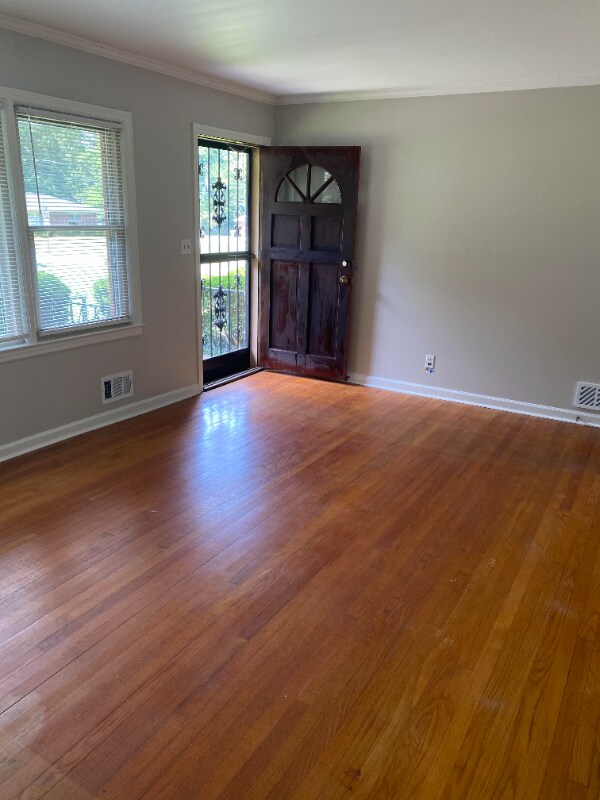 Foto del edificio - 3582 Ingledale Dr SW