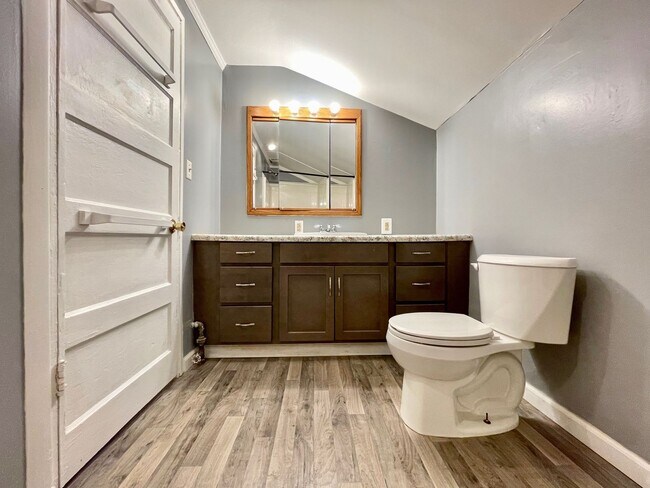 Foto del edificio - Two Bedroom Home in Muskegon