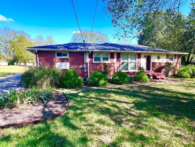 $2500/mo A newly remodeled 3 bedroom 2.5 B... - $2500/mo A newly remodeled 3 bedroom 2.5 B... House