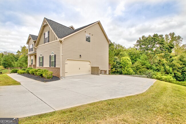 Building Photo - 180 Charleston Dr